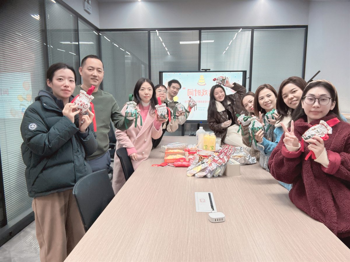 Sipolar team activity photo 12